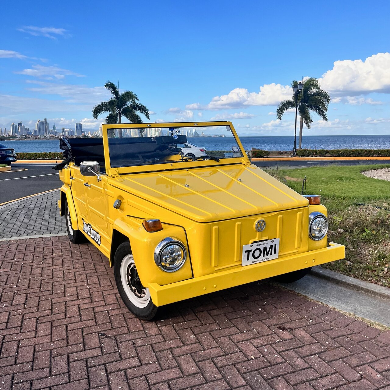 VW Safari tour in Panama City with Tomi Tours